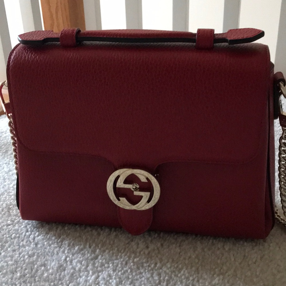 Gucci Interlocking Gg clasp Convertible Purse